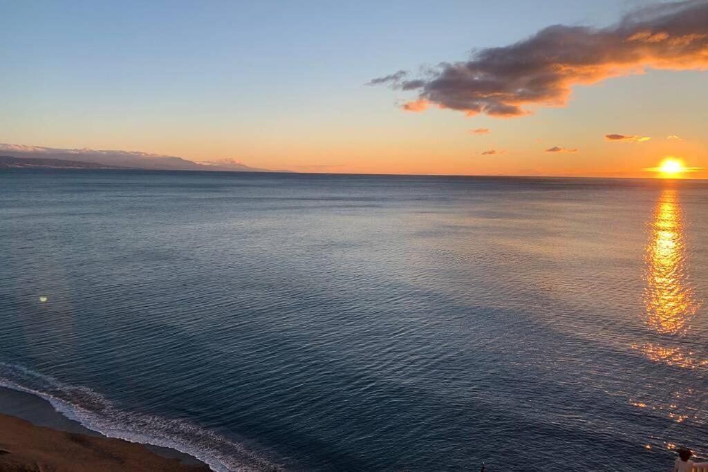 Amazing Frontline Sea Views Studio Apartment Castillo Del Vigia טורמולינוס מראה חיצוני תמונה