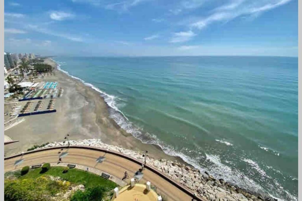 Amazing Frontline Sea Views Studio Apartment Castillo Del Vigia טורמולינוס מראה חיצוני תמונה
