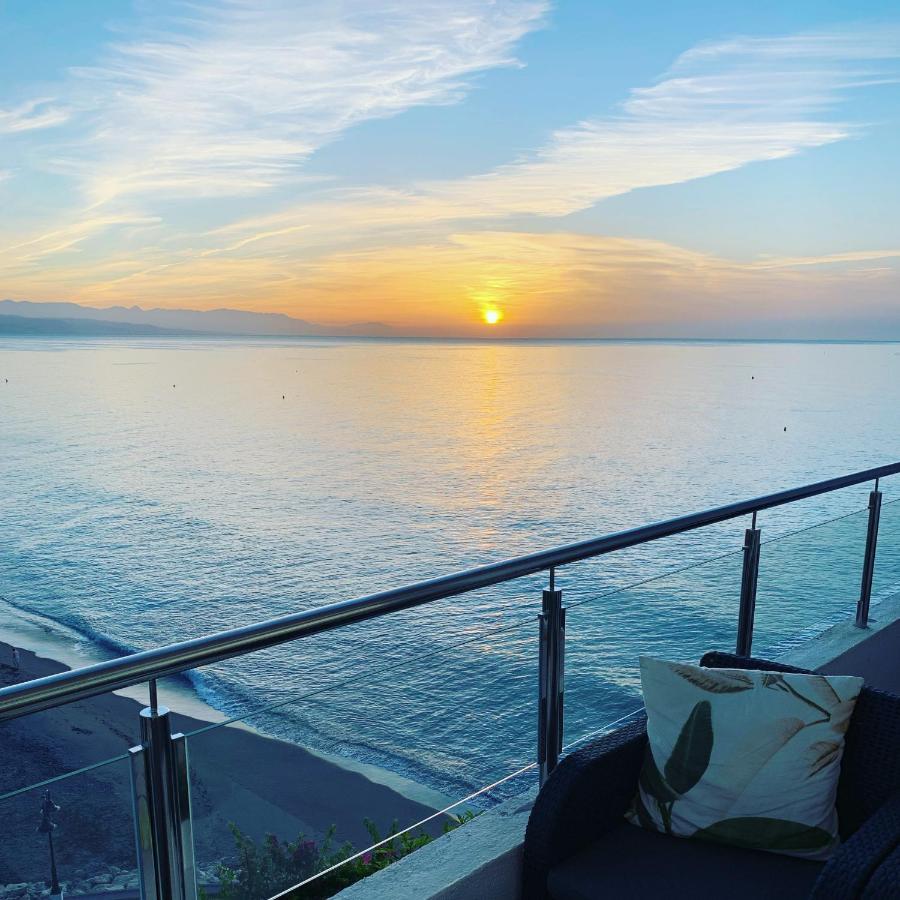 Amazing Frontline Sea Views Studio Apartment Castillo Del Vigia טורמולינוס מראה חיצוני תמונה