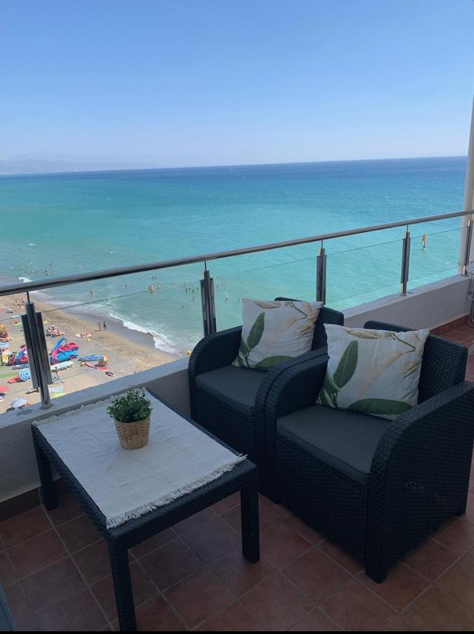 Amazing Frontline Sea Views Studio Apartment Castillo Del Vigia טורמולינוס מראה חיצוני תמונה