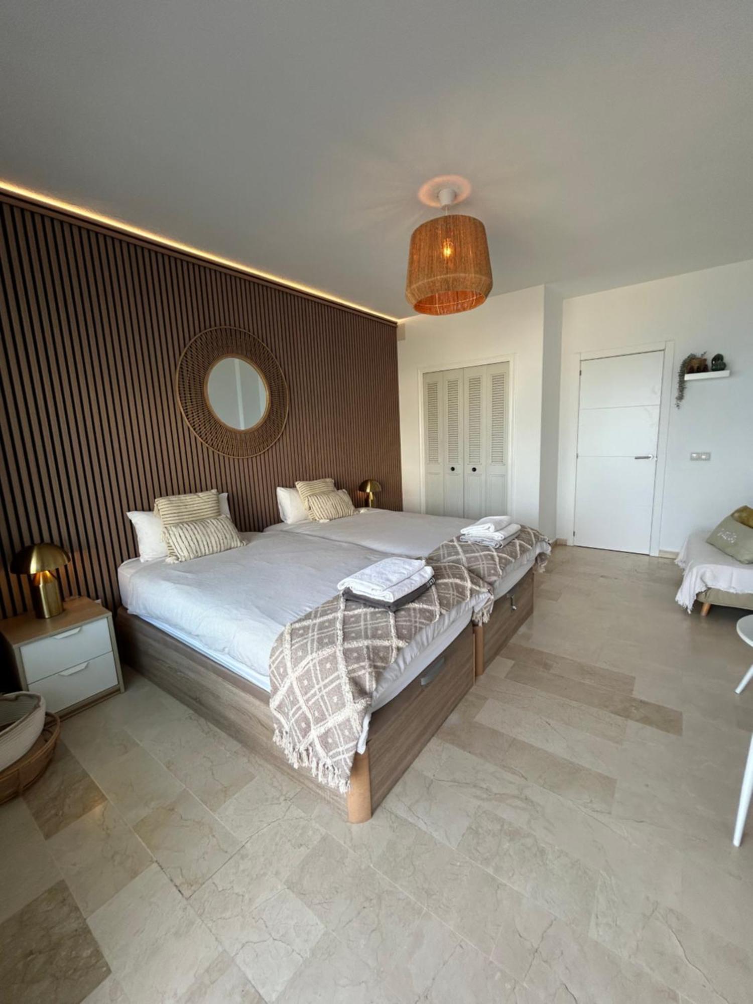 Amazing Frontline Sea Views Studio Apartment Castillo Del Vigia טורמולינוס מראה חיצוני תמונה